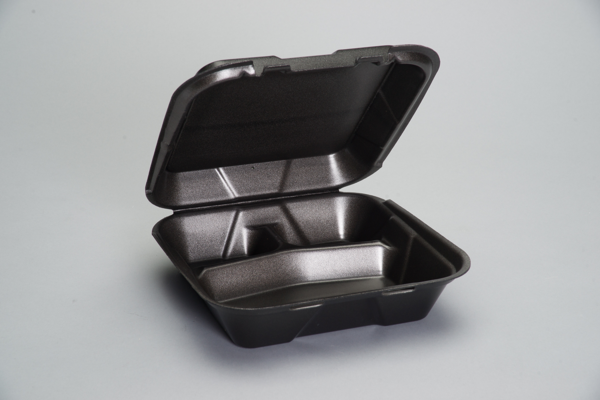SN203V-3L 3-COMP Black Hinge Foam Container Vented 200/CS