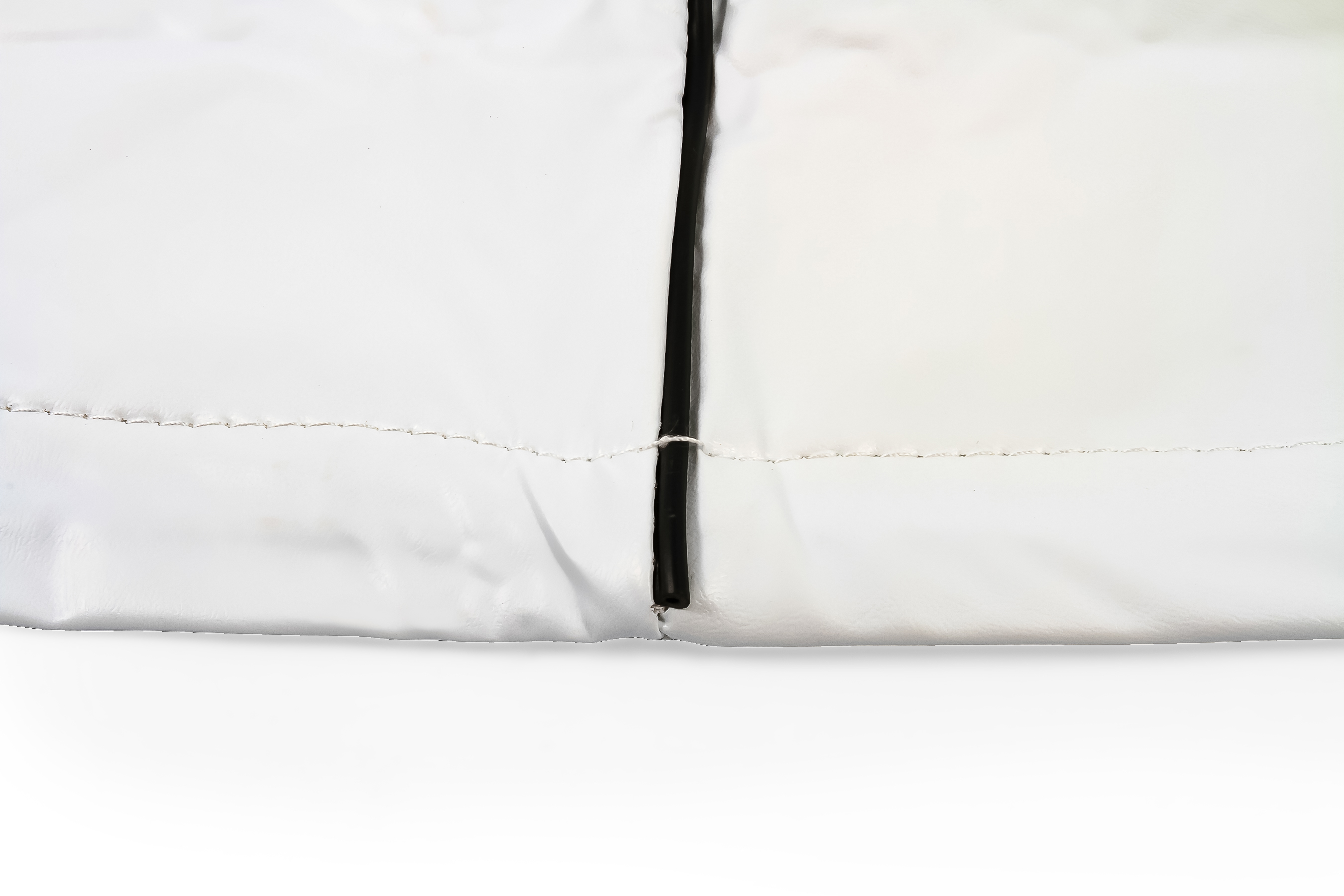 Cover,A/C,Vinyl,ArcticWhite Dometic Brisk II(Eng/Fr)